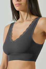 Bralette A Costina Con Coppe E Dettagli In Pizzo