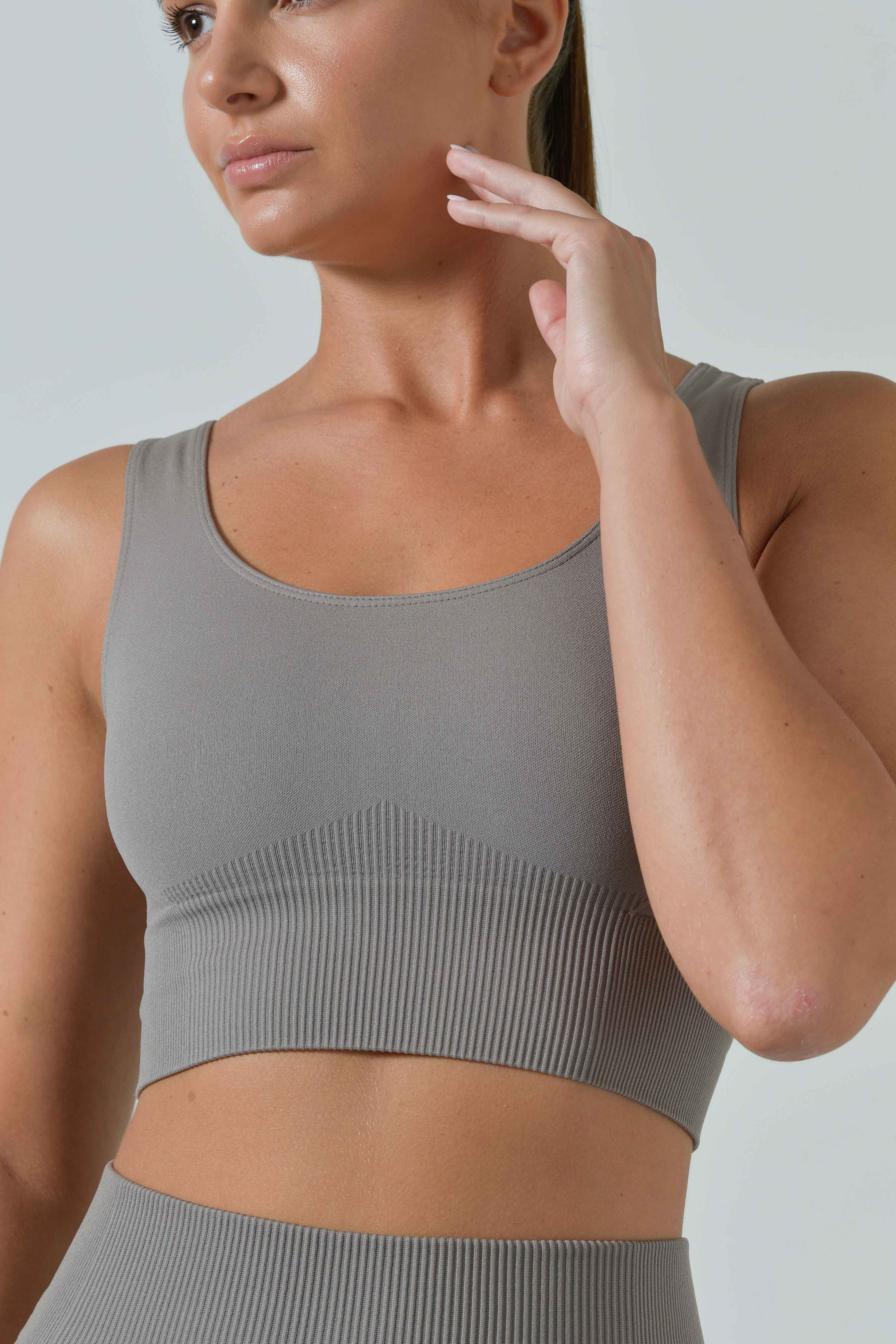 Ilena Seamless Microfiber Sports Bra