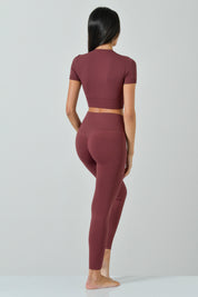 Ilena Seamless Microfiber Short-Sleeved Sporty Crop T-Shirt