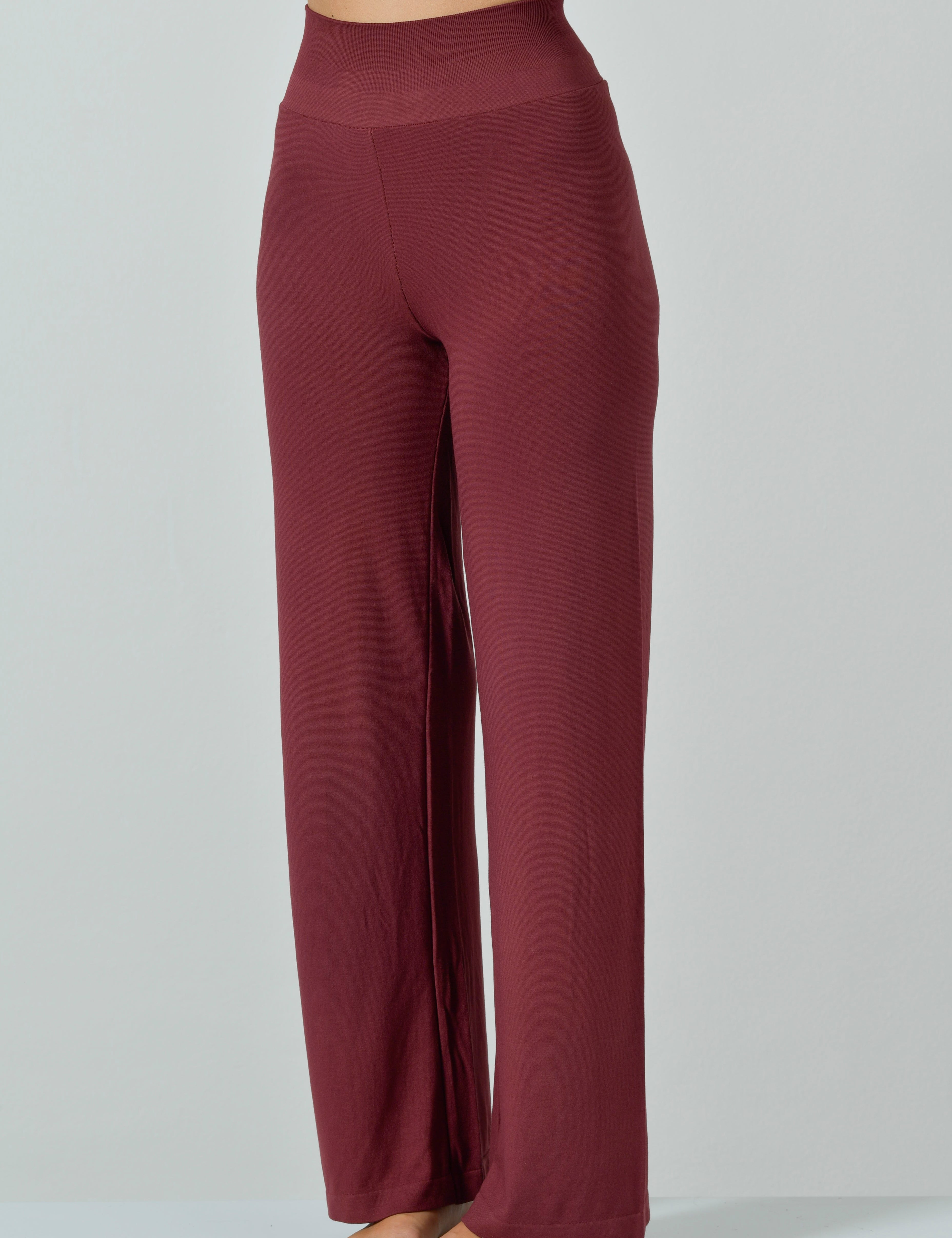 Pantalone palazzo donna Risalti color wine con gamba ampia e banda elastica in vita